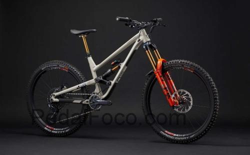 Commencal Clash ficha tecnica 